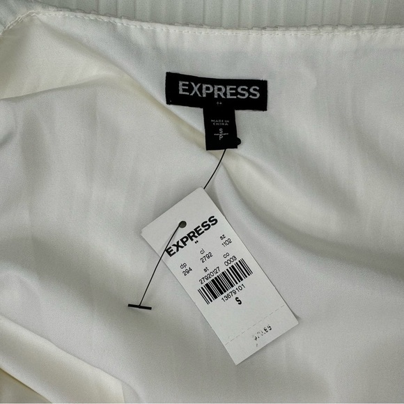 Express Off White Pleated Mini Dress with Crochet Trim Small NWT - Picture 10 of 12